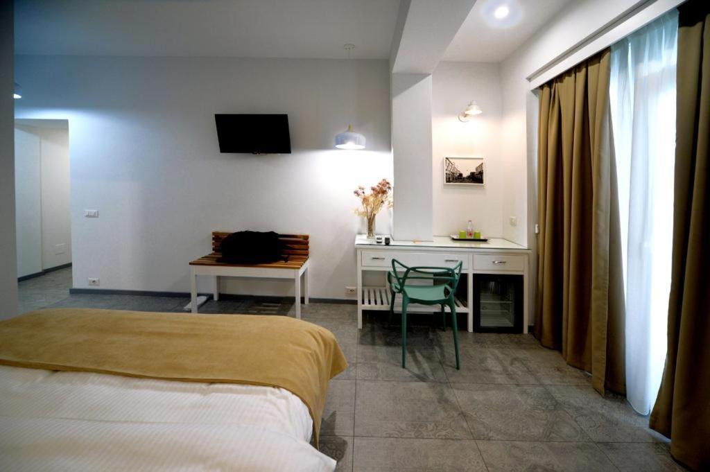 טיראנה Konak Rooms L Skanderbeg Square מראה חיצוני תמונה
