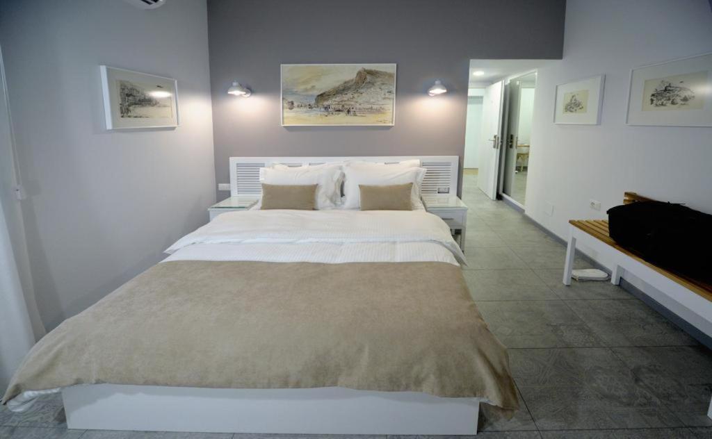 טיראנה Konak Rooms L Skanderbeg Square מראה חיצוני תמונה